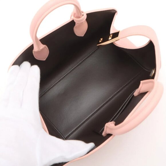 Ferragamo Hug Mini Leather Two-Way Handbag Nylund Pink - Picture 8 of 13